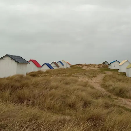 La Mer, 50m De La Saint-Germain-sur-Ay